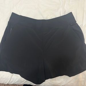 Black Athleta Brooklyn Short